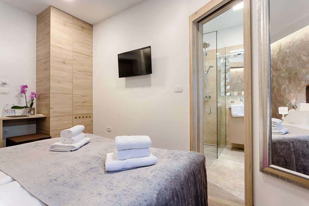 Central Pearl By Nono Ban Rooms Split Exterior foto